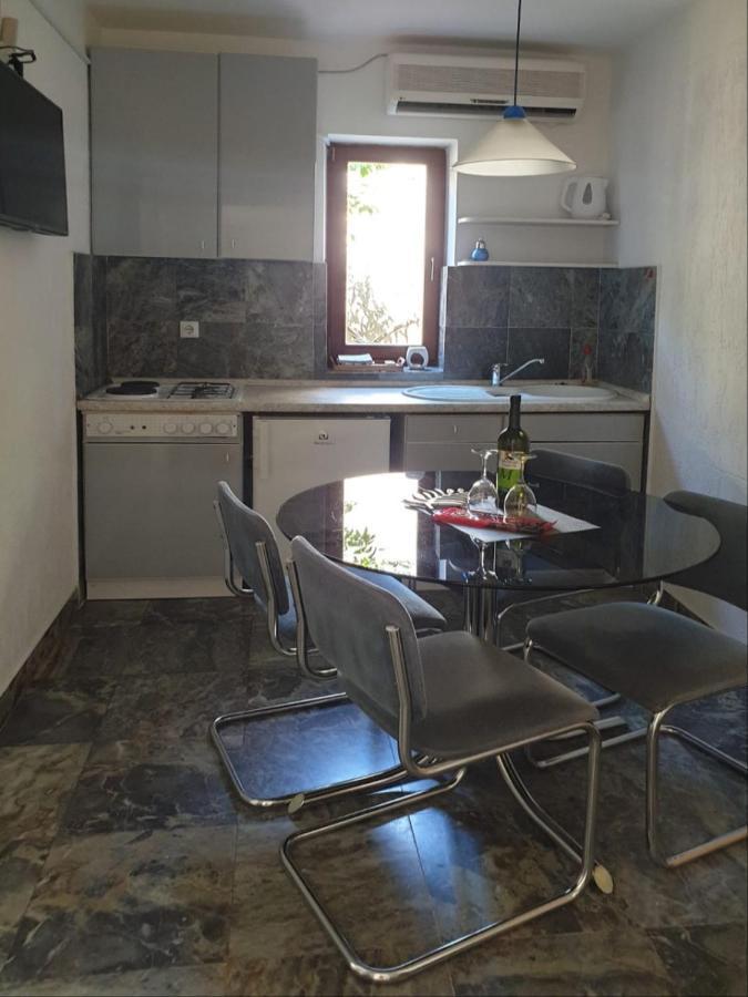 Apartments Granic Baska Voda Ngoại thất bức ảnh